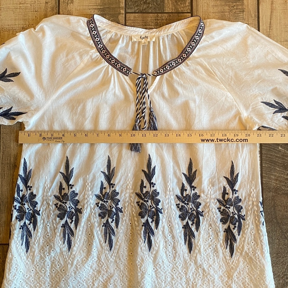 Key Mi White Blouse with Navy and white Embroidery - Picture 9 of 11